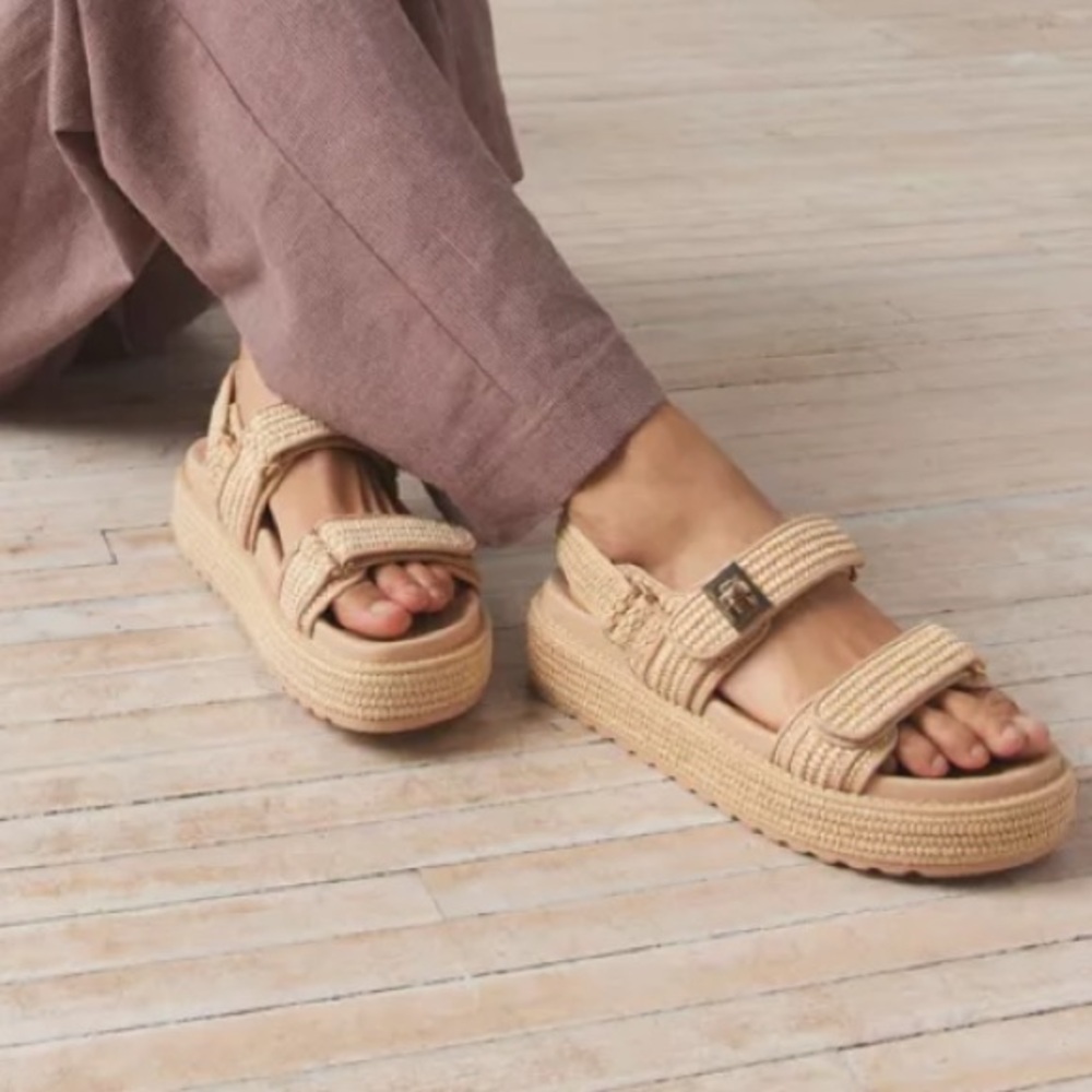 Steve Madden Bigmona Natural Raffia sandal